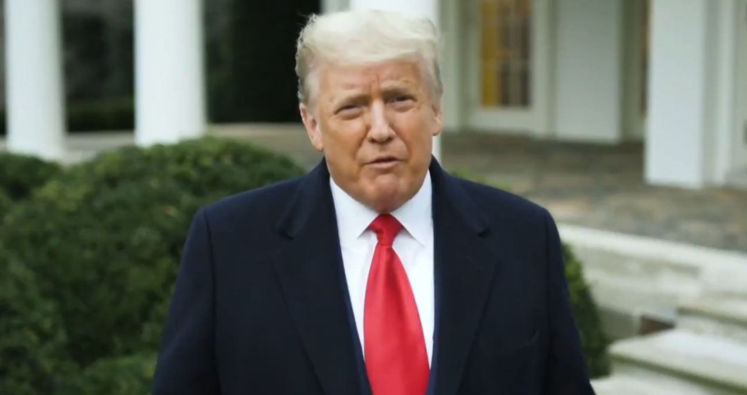 Fotograma del mensaje de Trump en Twitter tras el asalto al Capitolio. Fotograma del mensaje de Trump en Twitter tras el asalto al Capitolio.