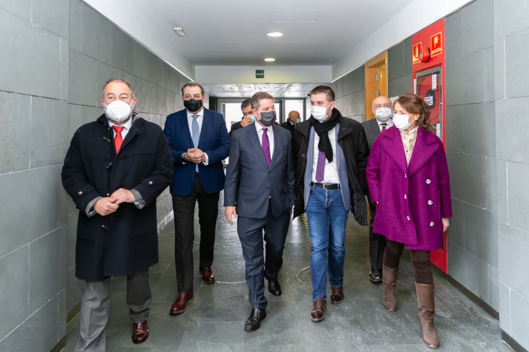 El presidente de la región, Emiliano García Page, en el anuncio del inicio de las obras del Hospital General de Albacete. El presidente de la región, Emiliano García Page, en el anuncio del inicio de las obras del Hospital General de Albacete.