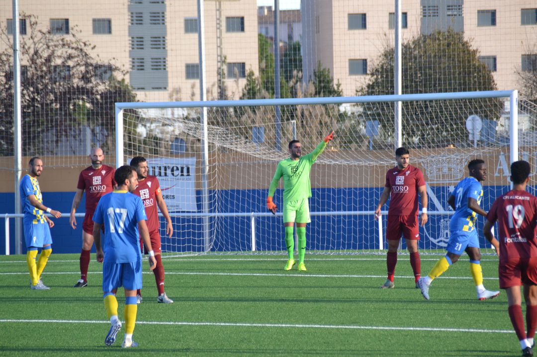 Imagen del partido Dénia-Alicante. Imagen del partido Dénia-Alicante.