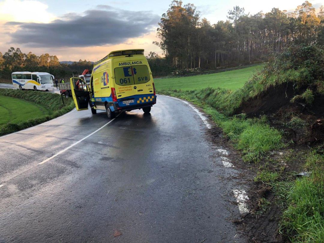 Imaxe dun dos múltiples accidentes ocorridos nesta mañán Imaxe dun dos múltiples accidentes ocorridos nesta mañán