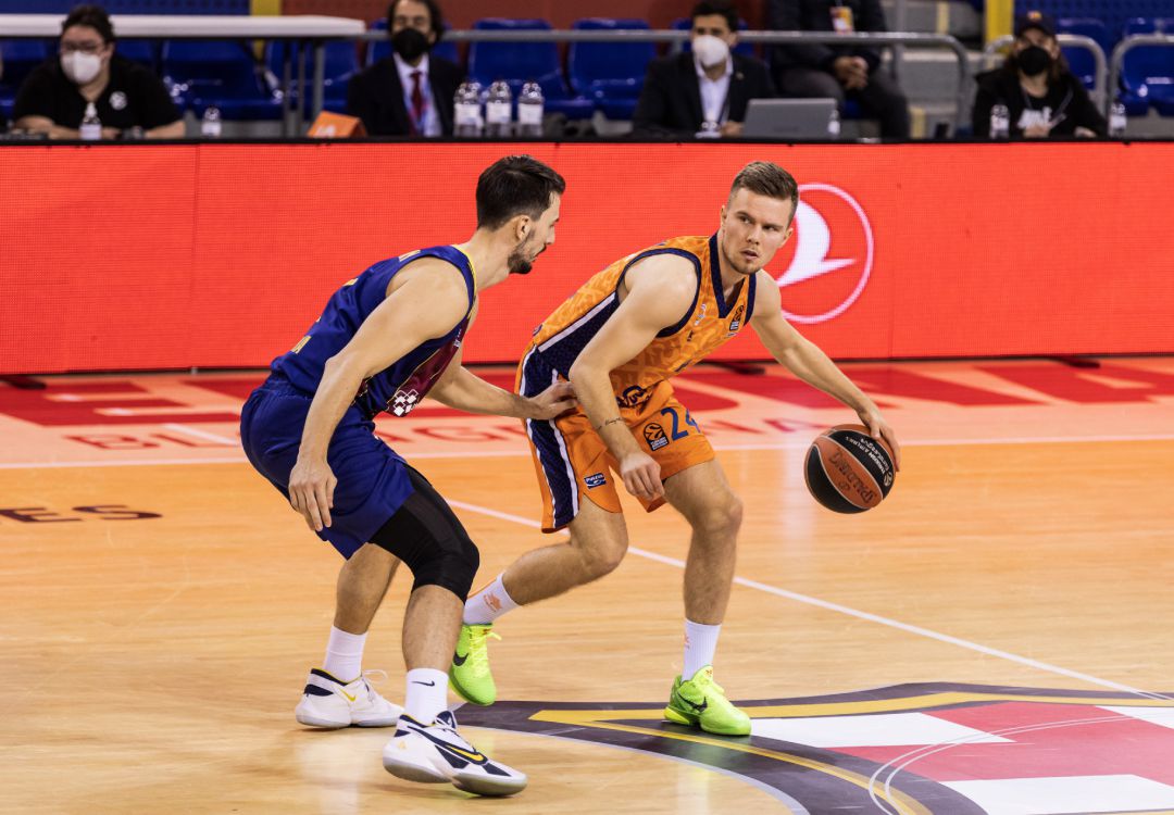 Martin Hermannsson of Valencia Basket during the Turkish Airlines EuroLeague match between FC Barcelona and Valencia Basket Martin Hermannsson of Valencia Basket during the Turkish Airlines EuroLeague match between FC Barcelona and Valencia Basket