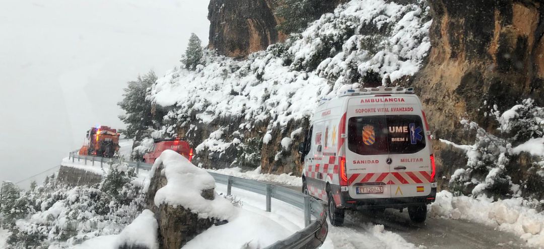 Imagen de una dotación de la UME en la sierra albaceteña Imagen de una dotación de la UME en la sierra albaceteña