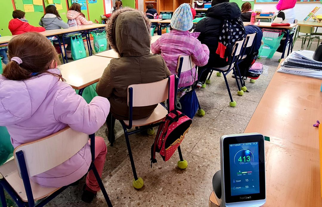 Purificadores en las aulas de Elda Purificadores en las aulas de Elda