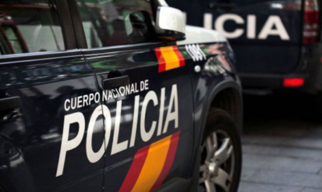 Vehículo de la Policía Nacional Vehículo de la Policía Nacional