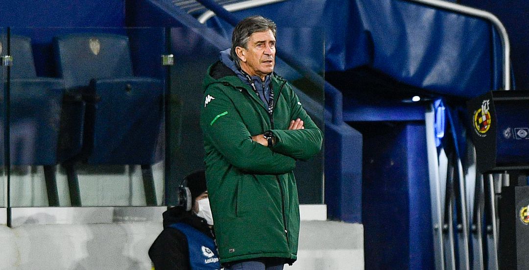 Manuel Pellegrini, durante el último partido del Betis Manuel Pellegrini, durante el último partido del Betis