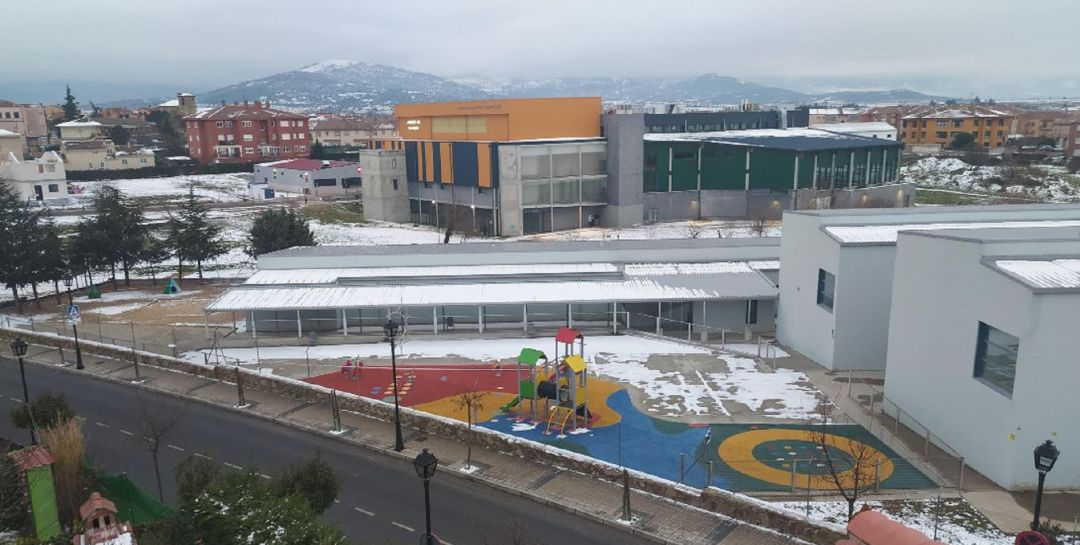 Entorno del Colegio La Atalaya de Palazuelos de Eresma Entorno del Colegio La Atalaya de Palazuelos de Eresma