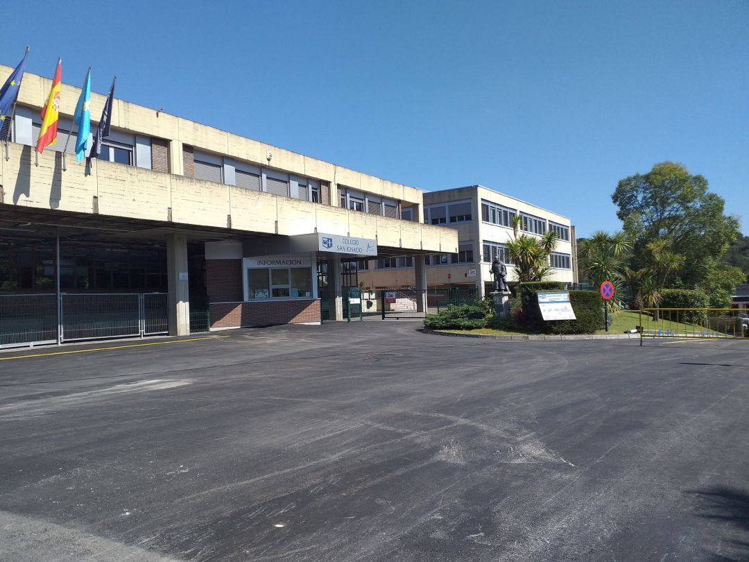 Colegio concertado-privado San Ignacio de Oviedo. Colegio concertado-privado San Ignacio de Oviedo.