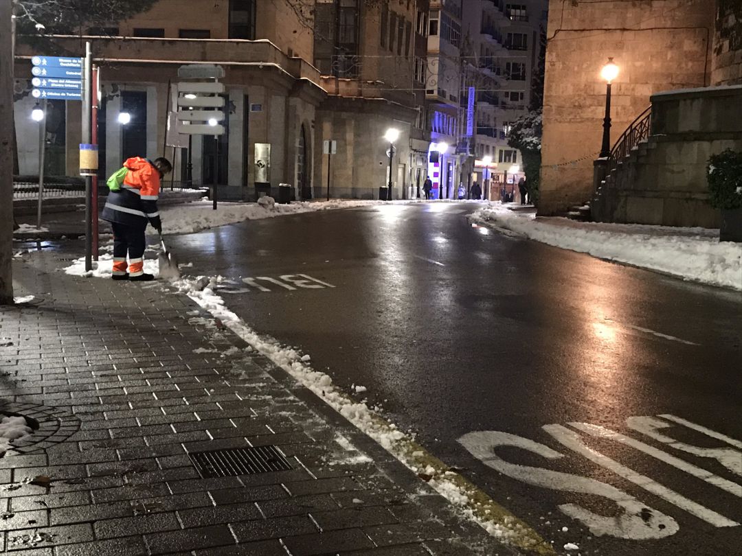 Albacete cancela la zona azul, 'Los Invasores' de este martes y las clases en la Universidad Popular Albacete cancela la zona azul, 'Los Invasores' de este martes y las clases en la Universidad Popular