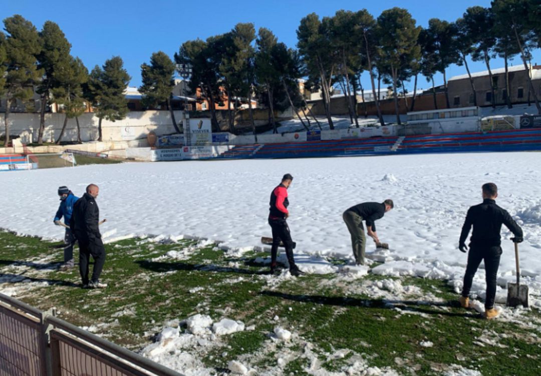 Estado del terreno de juego del Municipal de la Virgen Estado del terreno de juego del Municipal de la Virgen