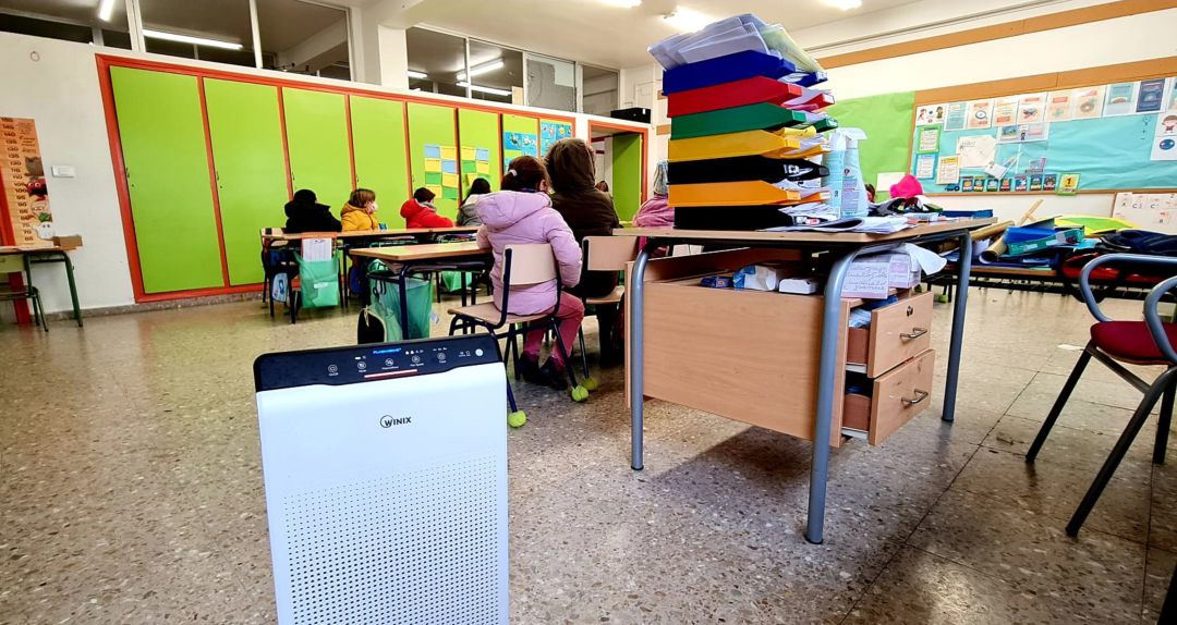 Purificador en un colegio de Elda Purificador en un colegio de Elda
