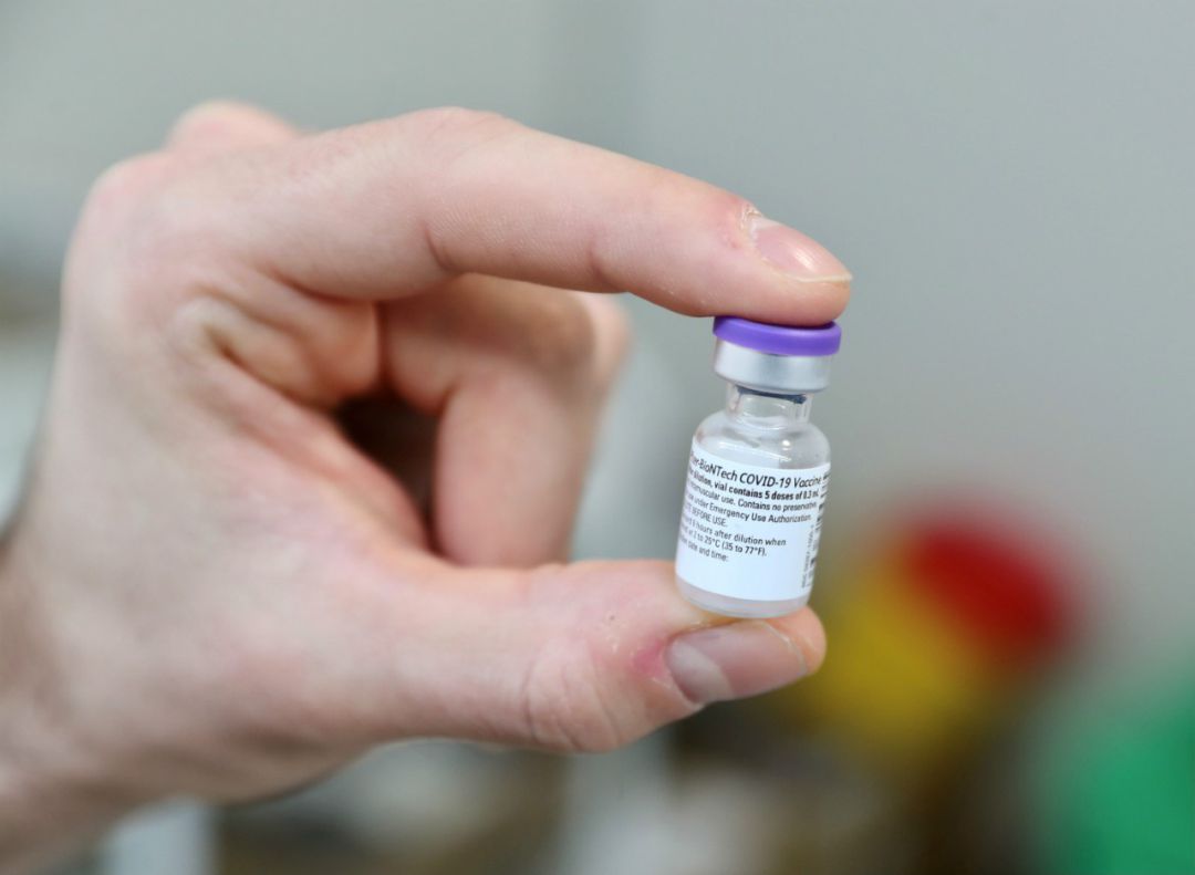 Dosis de la vacuna de Pfizer distribuidos en Asturias. Dosis de la vacuna de Pfizer distribuidos en Asturias.