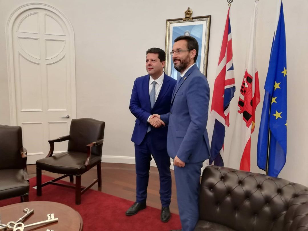 Franco con Picardo. Franco con Picardo.