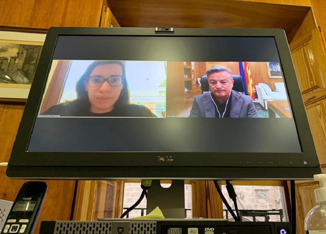 Reunión telemática entre Mónica Portero y el alcalde José Chulvi. Reunión telemática entre Mónica Portero y el alcalde José Chulvi.