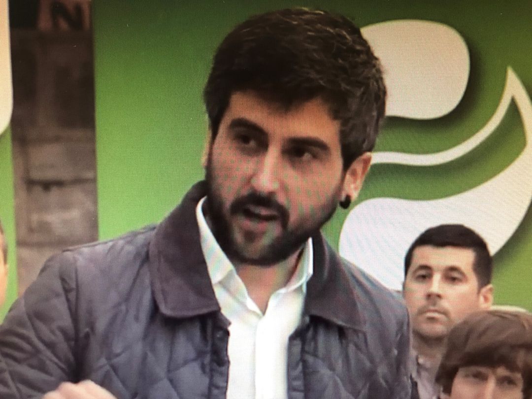 Josu Mendicute es el portavoz de EAJ-PNV en el Ayuntamiento de Eibar Josu Mendicute es el portavoz de EAJ-PNV en el Ayuntamiento de Eibar