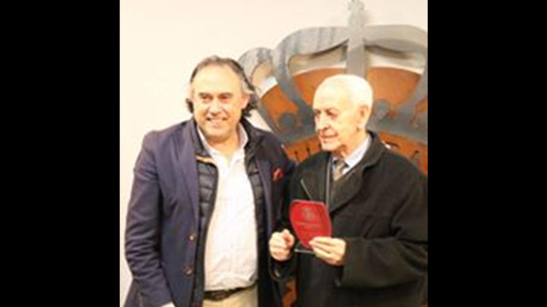 Vicente García "Tino" junto a Felipe Llamazares Vicente García "Tino" junto a Felipe Llamazares