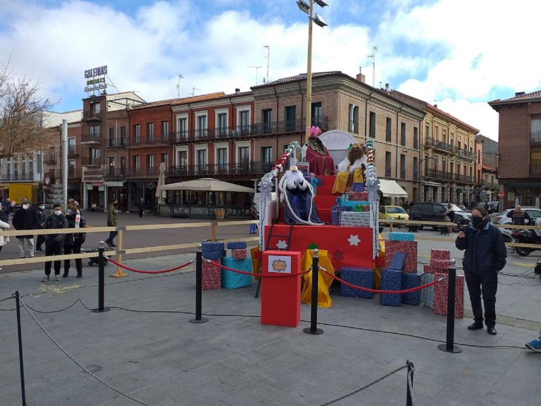 Los Reyes Magos no faltaron a su cita navideña en Medina del Campo Los Reyes Magos no faltaron a su cita navideña en Medina del Campo