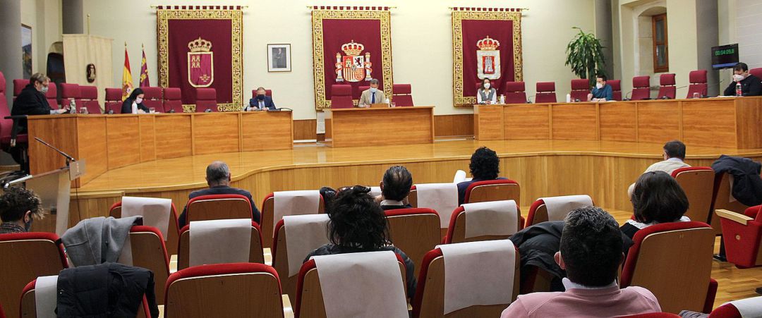 Momento del Pleno extraordinario de Yecla Momento del Pleno extraordinario de Yecla
