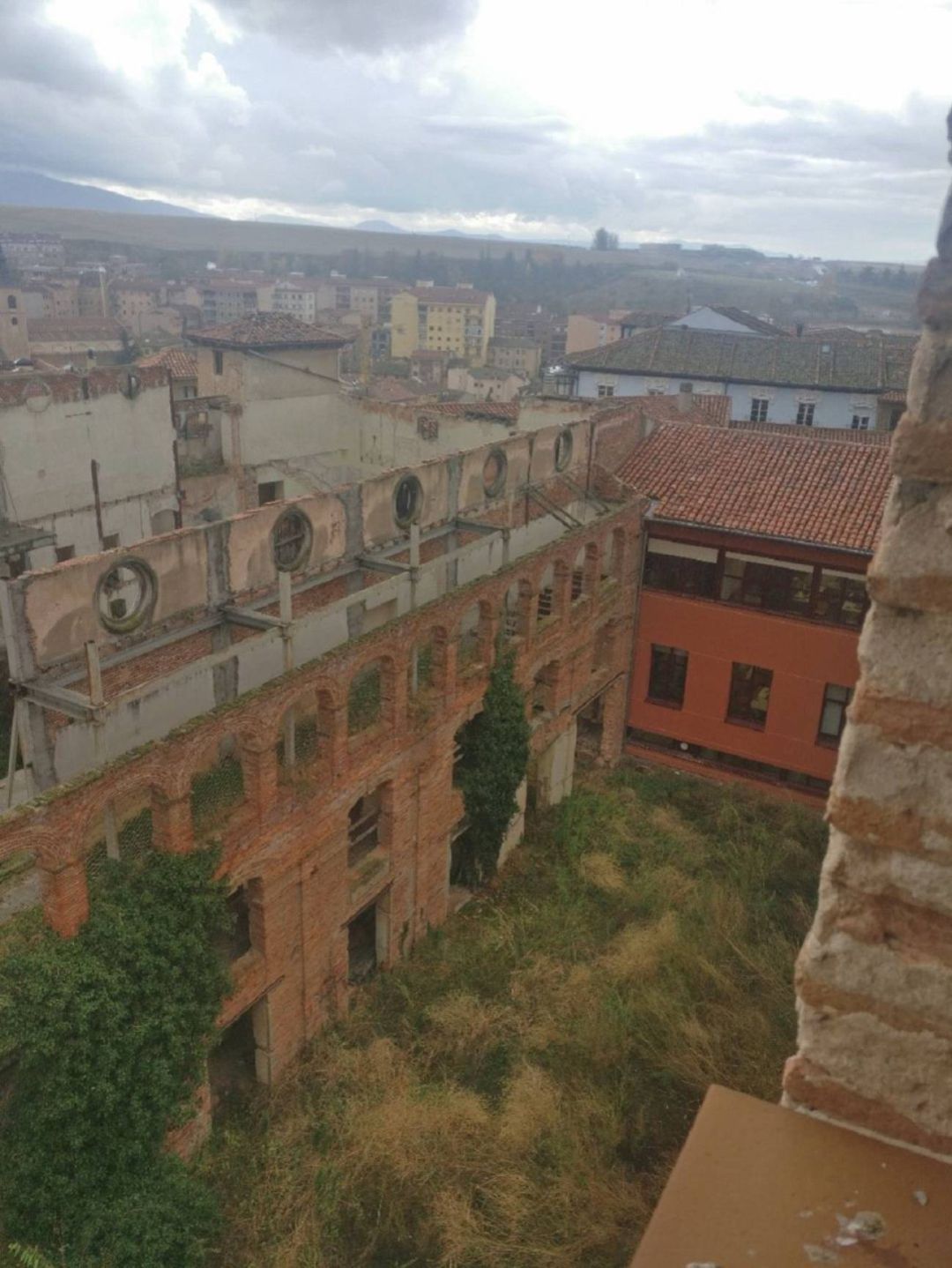 El Gobierno licita el contrato para la rehabilitación del Teatro Cervantes de Segovia El Gobierno licita el contrato para la rehabilitación del Teatro Cervantes de Segovia