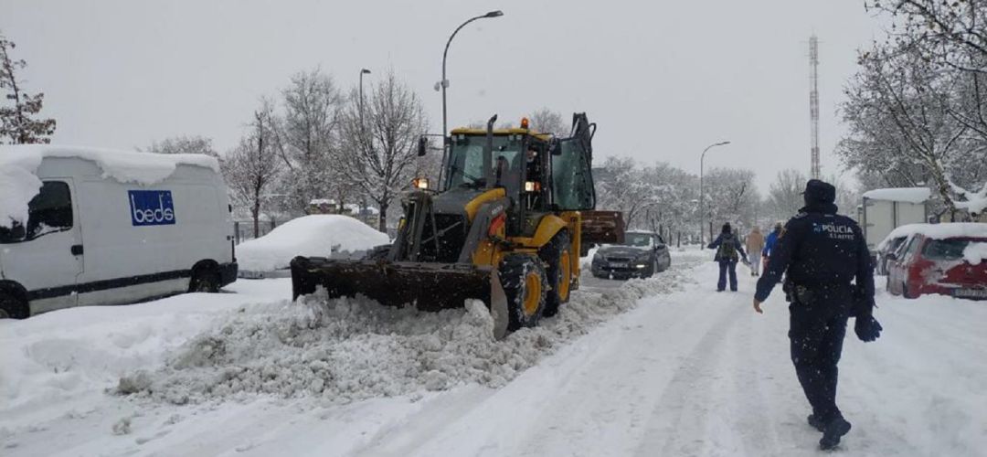 Trabajos para despejar las vías de nieve Trabajos para despejar las vías de nieve