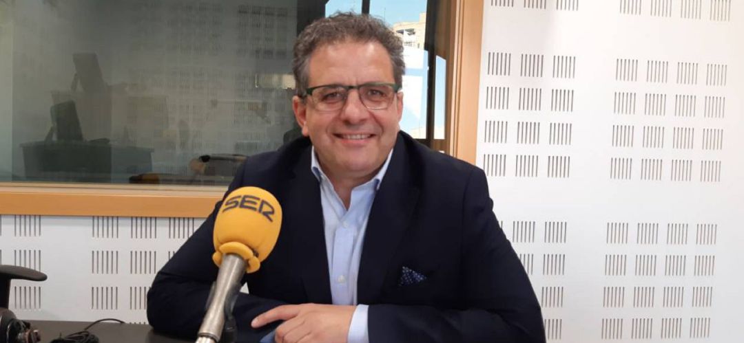 Ramón Jurado asegura que desde este martes empezará a funcionar un tramo del Tranvía de la ciudad. Ramón Jurado asegura que desde este martes empezará a funcionar un tramo del Tranvía de la ciudad.