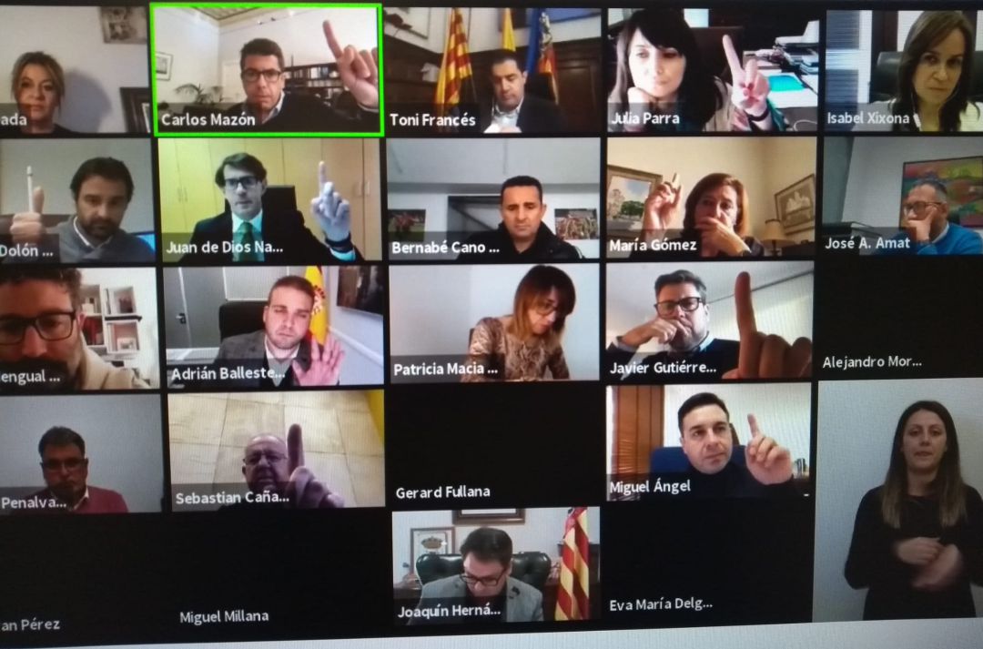 Un momento de la votación del pleno ordinario de enero en la Diputación de Alicante. Un momento de la votación del pleno ordinario de enero en la Diputación de Alicante.