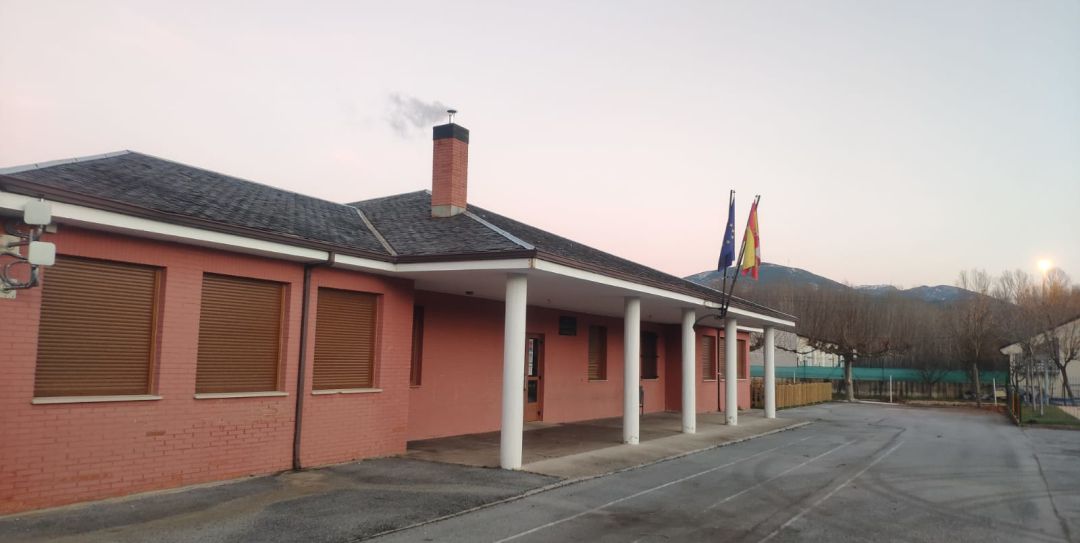 Colegio de San Miguel de las Dueñas Colegio de San Miguel de las Dueñas