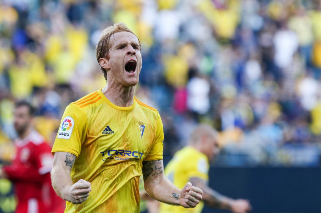 Álex Fernández vuelve a rugir de amarillo Álex Fernández vuelve a rugir de amarillo