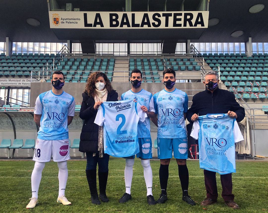 Presentación de la nueva camiseta del equipo Presentación de la nueva camiseta del equipo