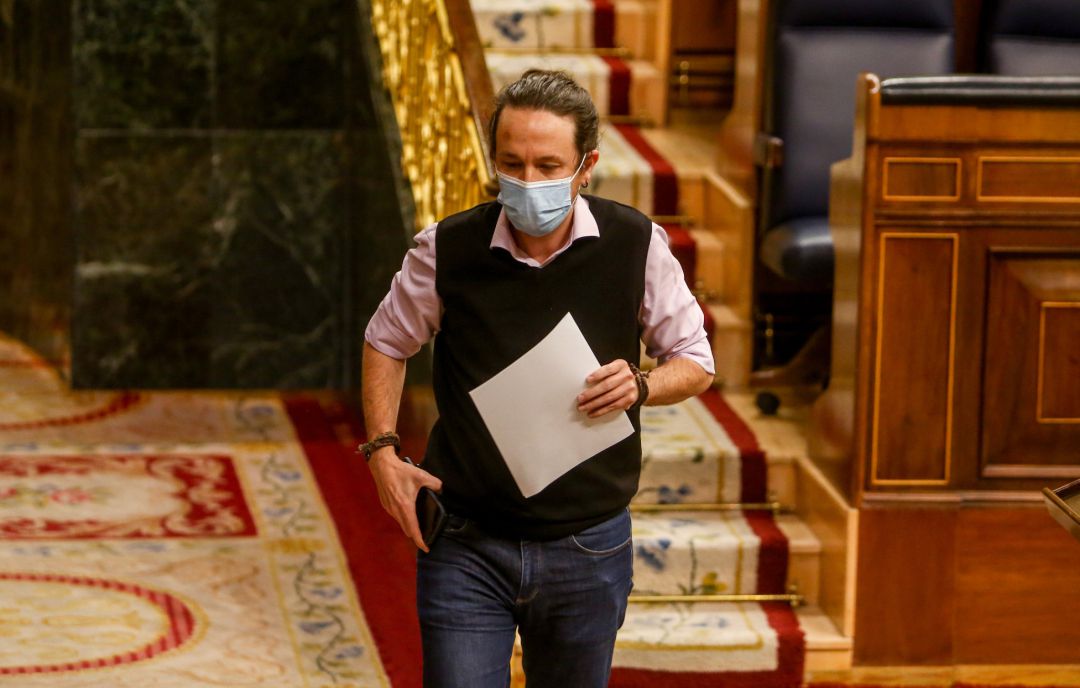 El vicepresidente segundo del Gobierno, Pablo Iglesias, durante una sesión de control al Ejecutivo. El vicepresidente segundo del Gobierno, Pablo Iglesias, durante una sesión de control al Ejecutivo.