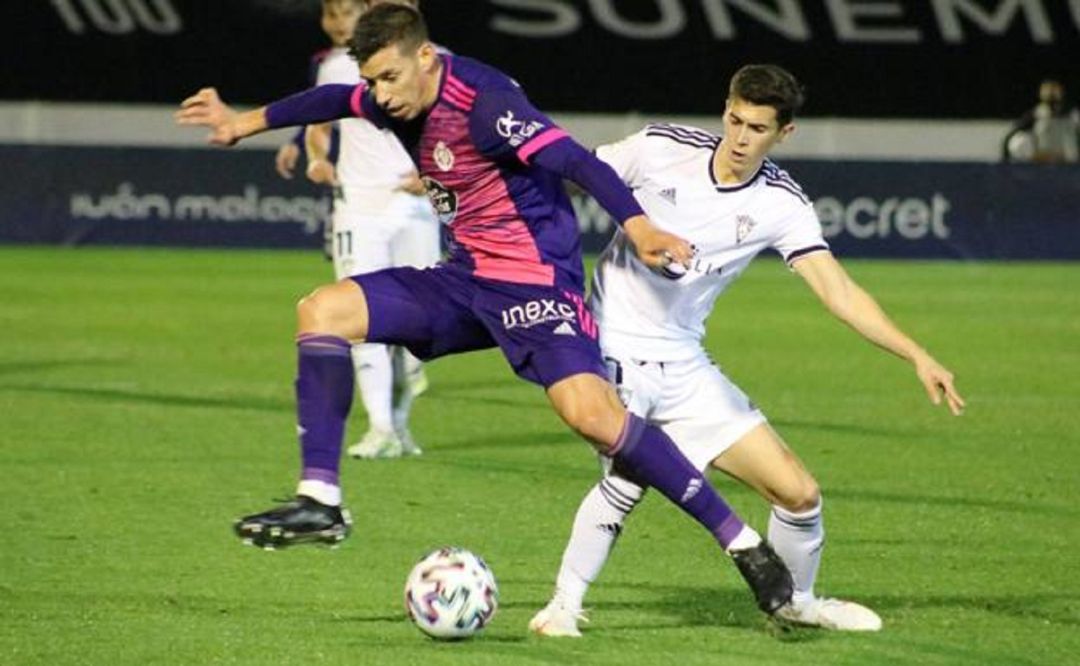 Nacho ante el Valladolid. Nacho ante el Valladolid.
