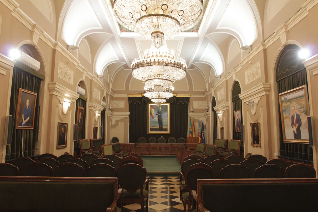 Salón de plenos del Ayuntamiento de Castelló Salón de plenos del Ayuntamiento de Castelló