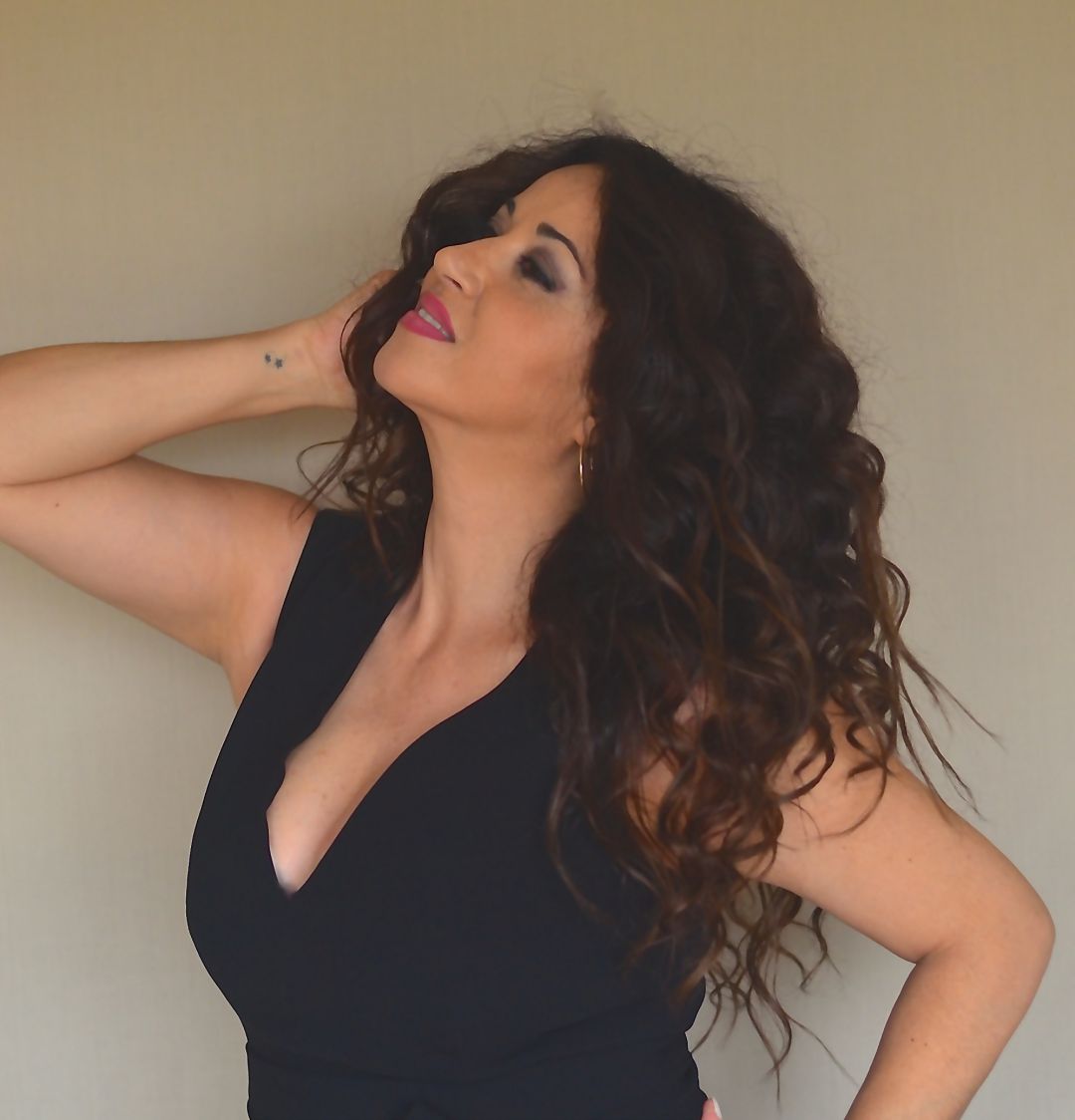La cantante Yolanda Portillo presenta su nuevo álbum, "Llora" La cantante Yolanda Portillo presenta su nuevo álbum, "Llora"