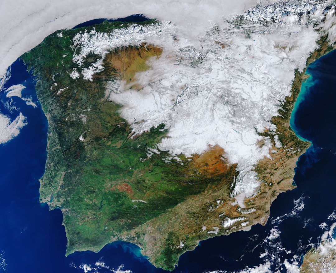 La ESA comparte la fotografía más sorprendente de España sumida bajo un manto de nieve La ESA comparte la fotografía más sorprendente de España sumida bajo un manto de nieve