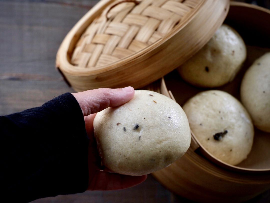 Bao buns de trufa negra. Bao buns de trufa negra.