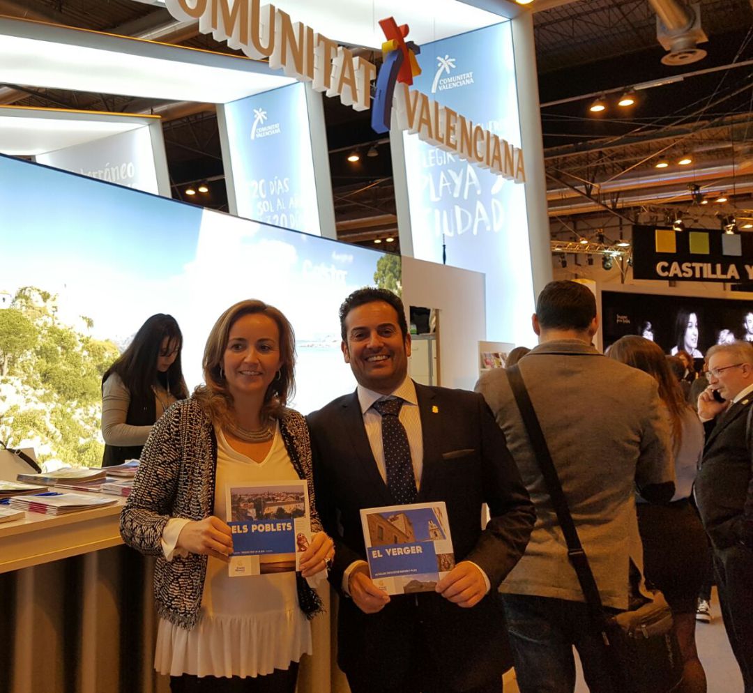 Carolina Vives y Ximo Coll, en Fitur Carolina Vives y Ximo Coll, en Fitur
