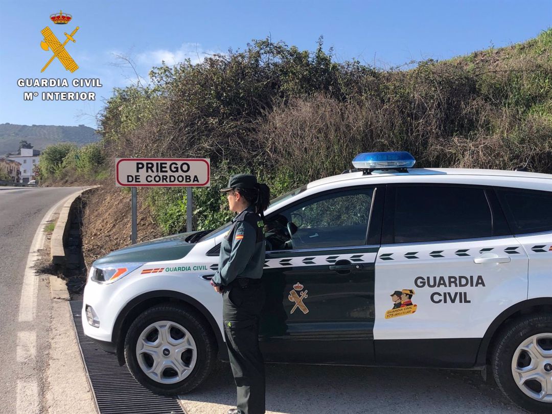 Una patrulla de la Guardia Civil en Priego de Córdoba Una patrulla de la Guardia Civil en Priego de Córdoba