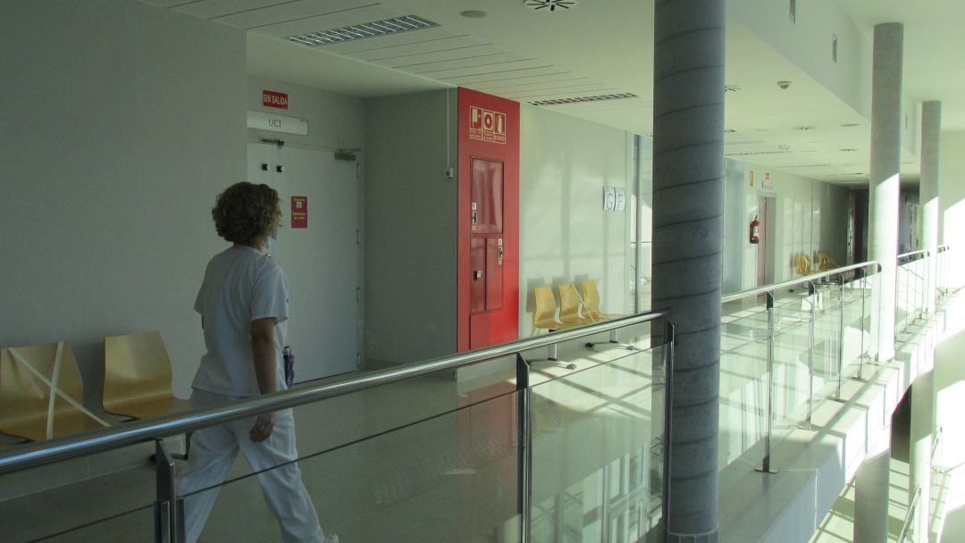 Zona de la UCI en el hospital comarcal de Gandia Zona de la UCI en el hospital comarcal de Gandia