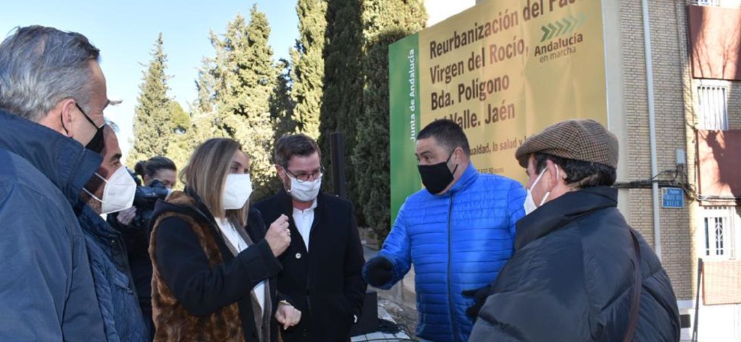 Visita de la consejera Marifrán Carazo al Polígono del Valle de la capital. Visita de la consejera Marifrán Carazo al Polígono del Valle de la capital.