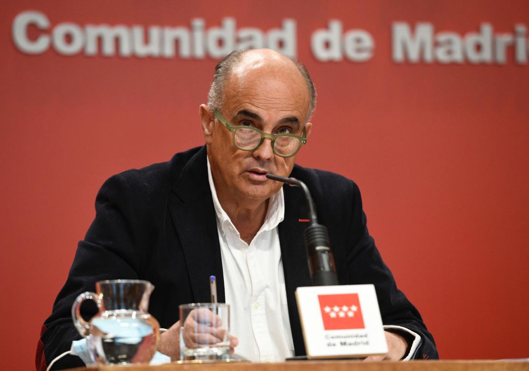 El viceconsejero de Salud Pública, Antonio Zapatero, en rueda de prensa. El viceconsejero de Salud Pública, Antonio Zapatero, en rueda de prensa.
