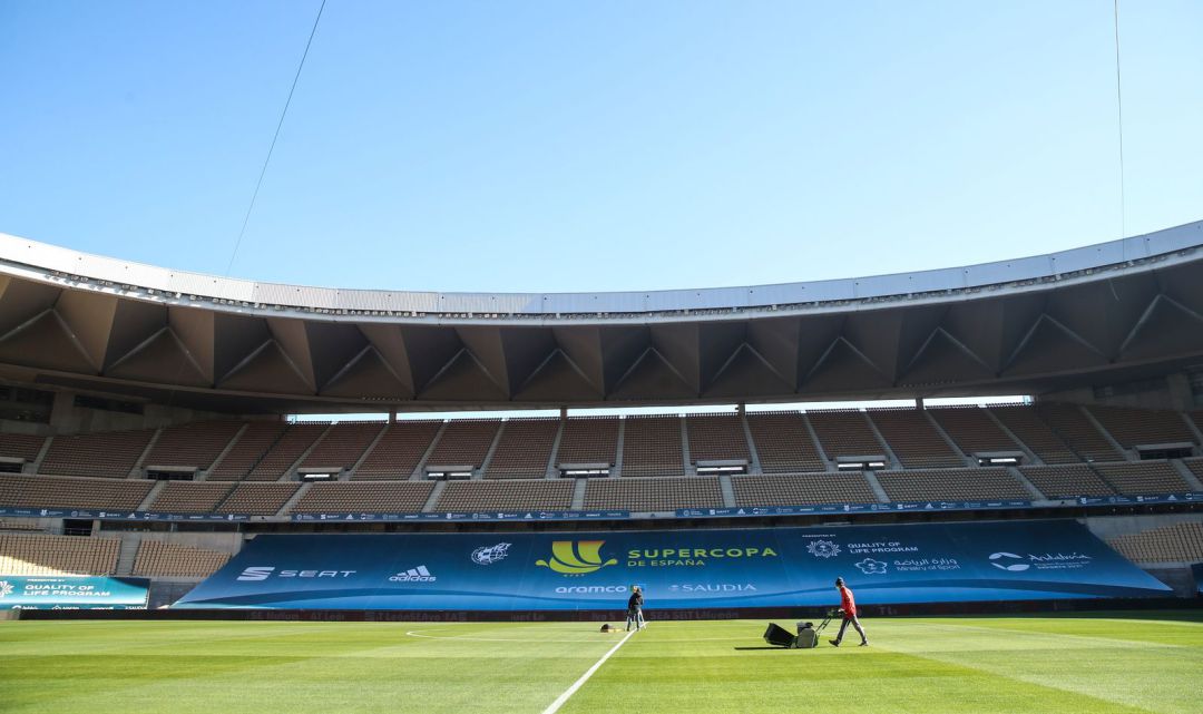 El estadio de La Cartuja en Sevilla acogerá la final de la Supercopa este domingo a las 21.00 h El estadio de La Cartuja en Sevilla acogerá la final de la Supercopa este domingo a las 21.00 h