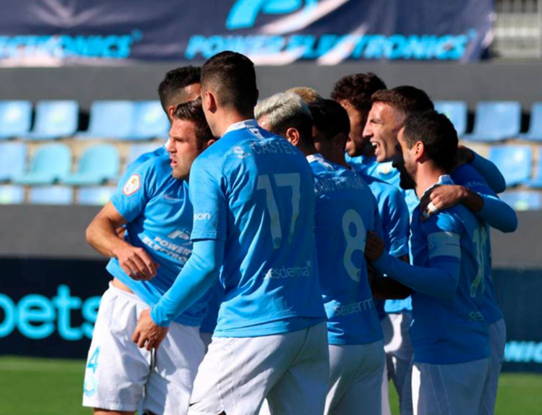 Los jugadores ibicencos celebrando el gol de Cirio Los jugadores ibicencos celebrando el gol de Cirio