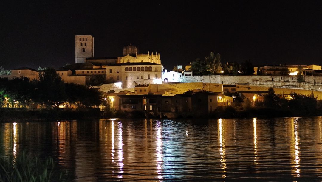 Zamora de noche Zamora de noche