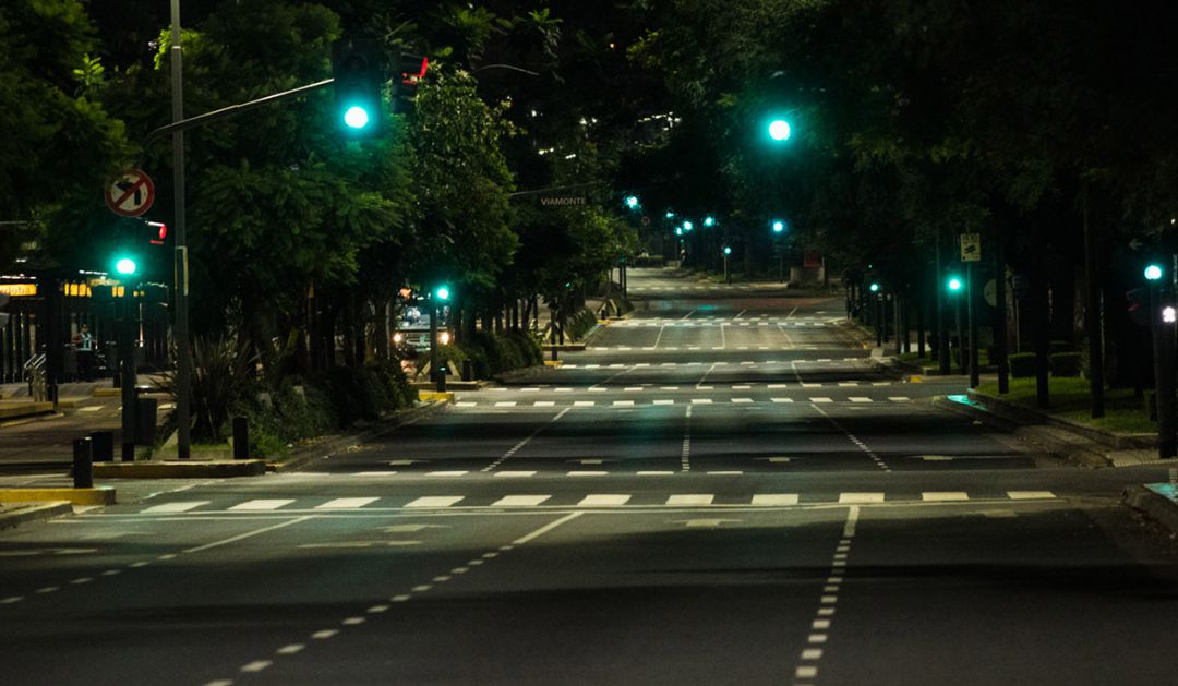 Calles vacías ante el toque de queda Calles vacías ante el toque de queda