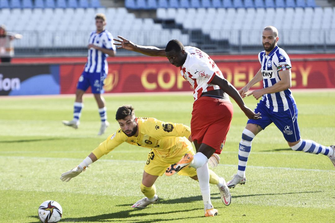 Umar Sadiq. Umar Sadiq.