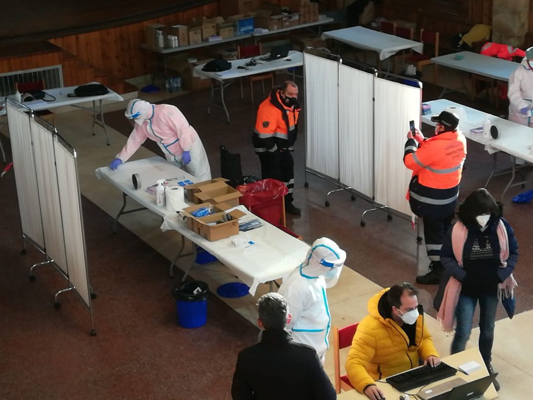 Casi 2.000 personas pasaron por estos cribados en total Casi 2.000 personas pasaron por estos cribados en total