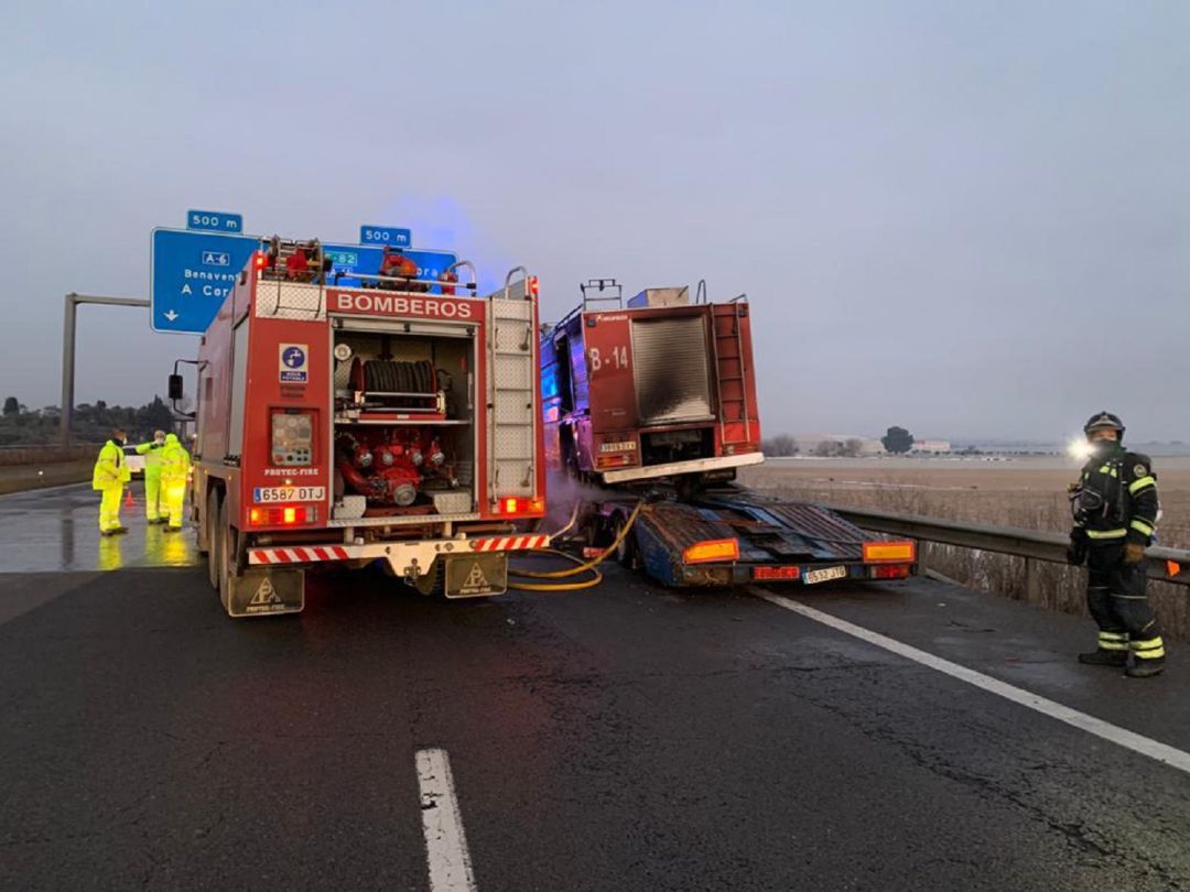 Cuatro camiones implicados y tres fallecidos en una accidente en Tordesillas Cuatro camiones implicados y tres fallecidos en una accidente en Tordesillas