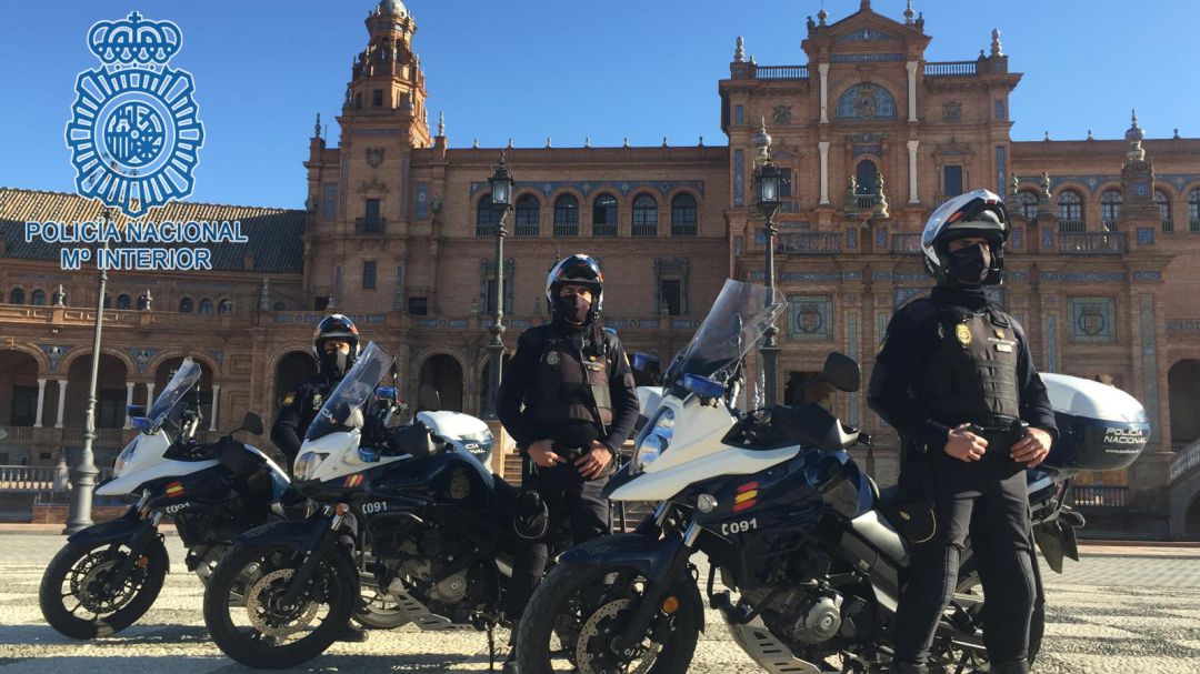 Imagen de Archivo del grupo de Motos de la Unidad de Prevención y Reacción de Sevilla Imagen de Archivo del grupo de Motos de la Unidad de Prevención y Reacción de Sevilla