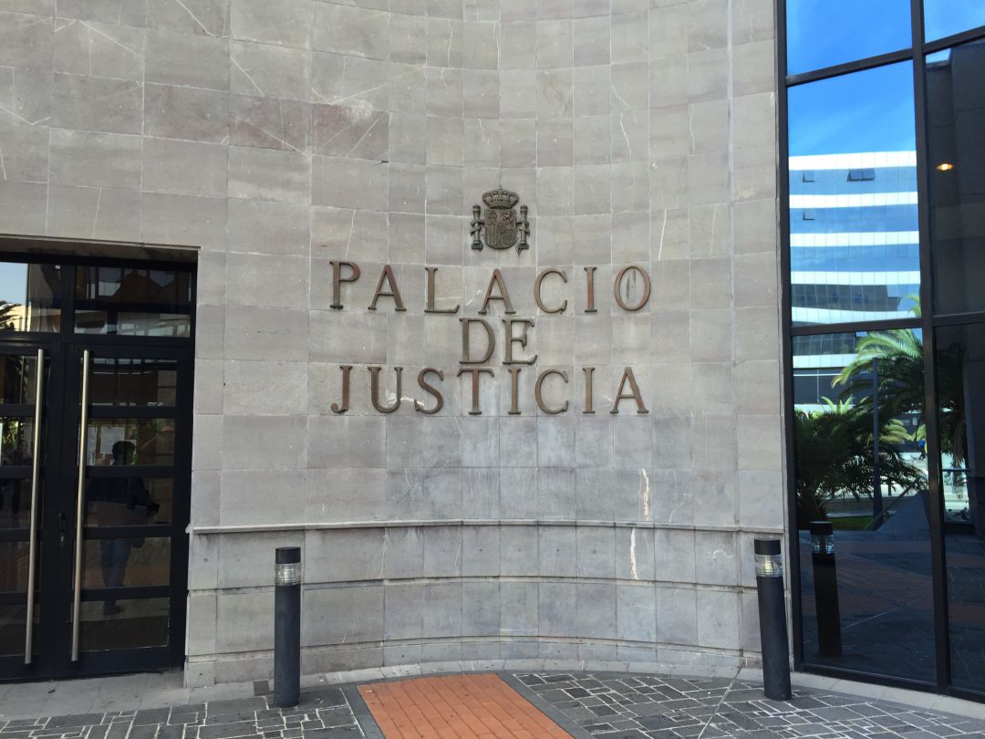 Palacio de Justicia de Santa Cruz de Tenerife. Palacio de Justicia de Santa Cruz de Tenerife.