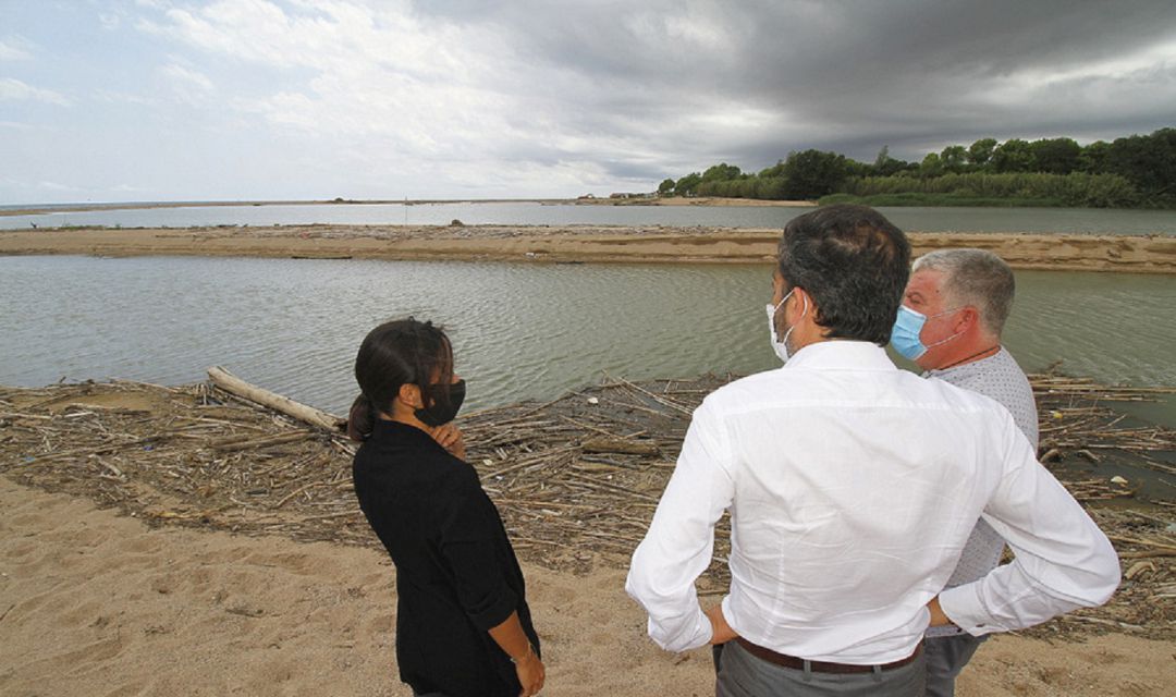 Visita d'autoritats a la zona Visita d'autoritats a la zona