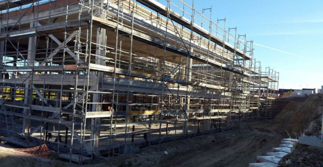 Estado de las obras en el IES Simone Veil de Paracuellos a finales de 2016 Estado de las obras en el IES Simone Veil de Paracuellos a finales de 2016